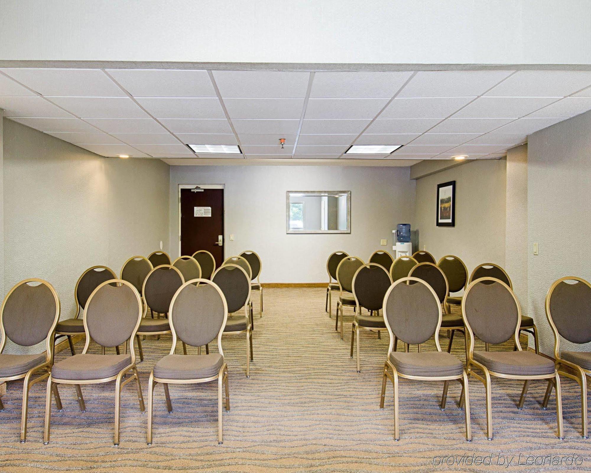 Suburban Extended Stay Hotel ورسستر المظهر الخارجي الصورة