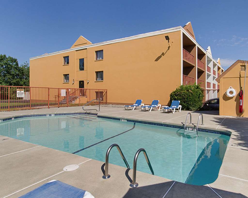 Suburban Extended Stay Hotel ورسستر المرافق الصورة
