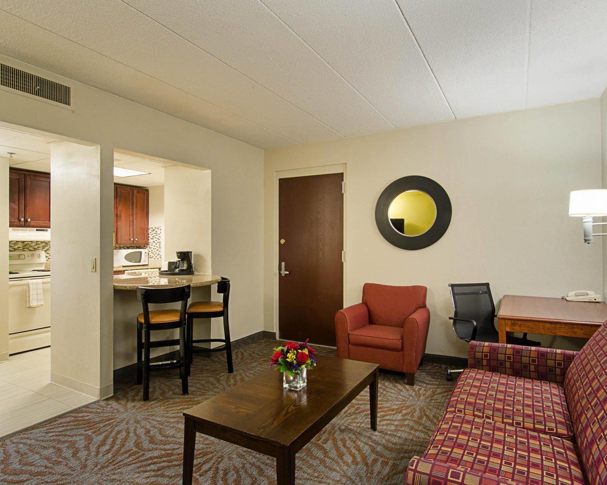 Suburban Extended Stay Hotel ورسستر المظهر الخارجي الصورة